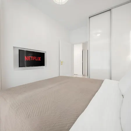 דירה Urban - Mennica - Great Location&189 ורשה