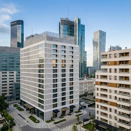 Urban - Mennica - Great Location&189 דירה ורשה