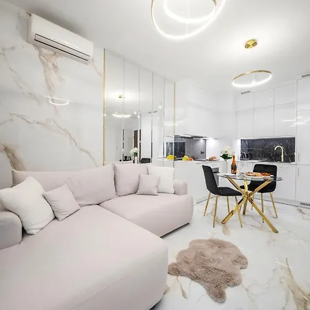 Urban - Mennica - Great Location&189 דירה *